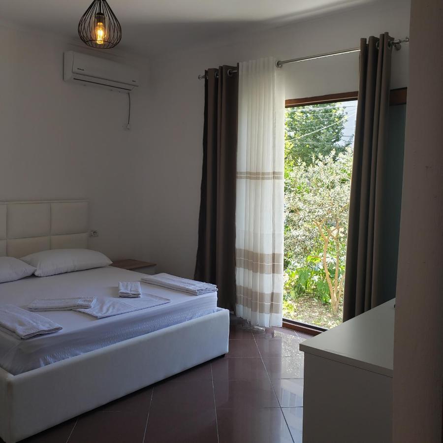Pomegranates & Olives Guesthouse ดูร์เรส ภายนอก รูปภาพ